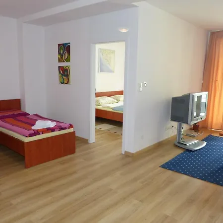 Pensjonat M 3*